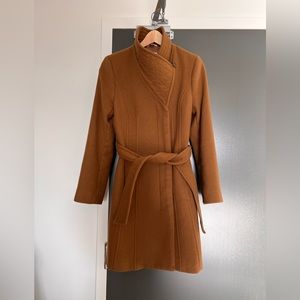 Aritzia Connor Coat in Dark Camel colour
